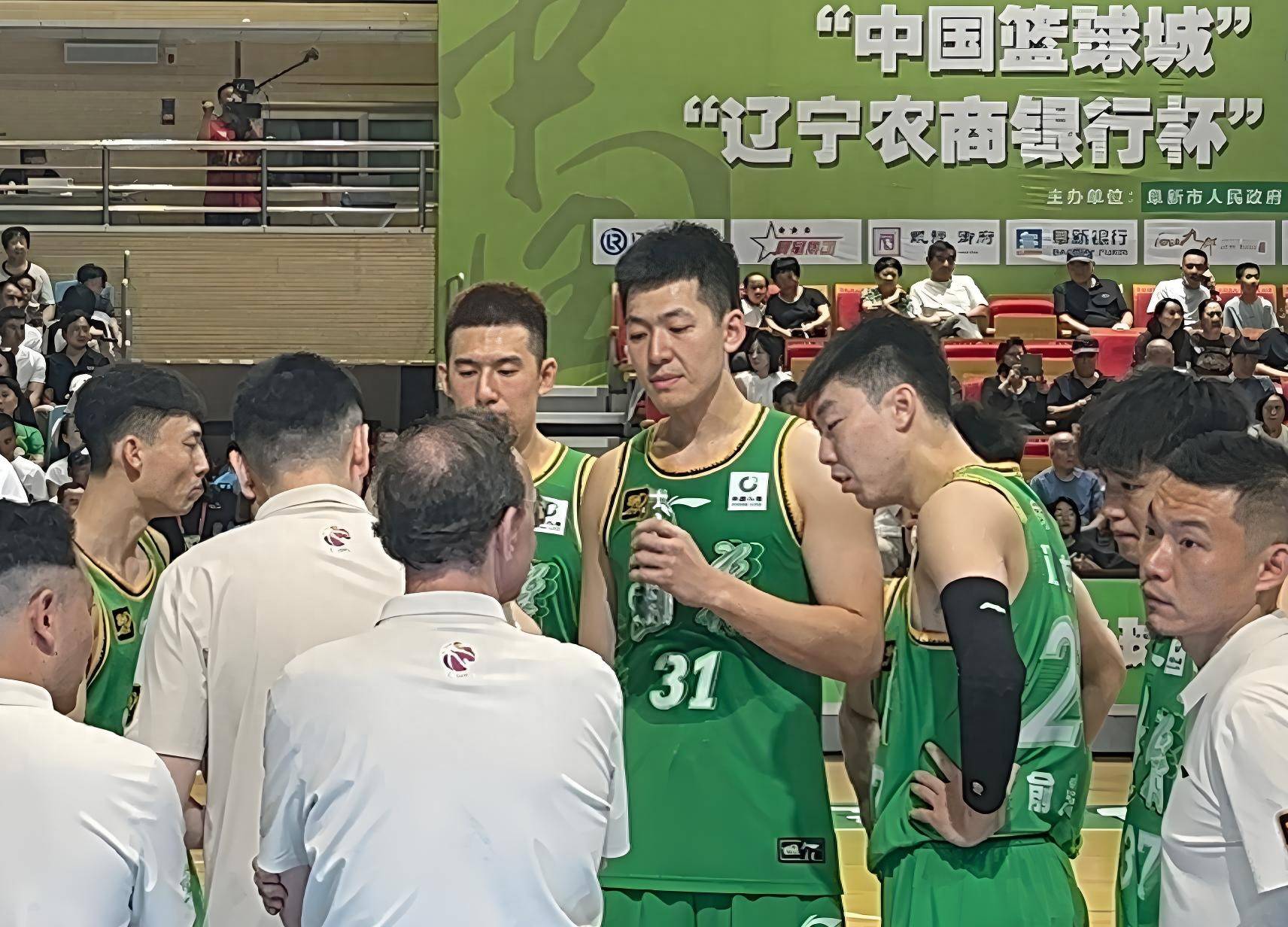 辽宁男篮轻取湖南，稳居晋级第二！