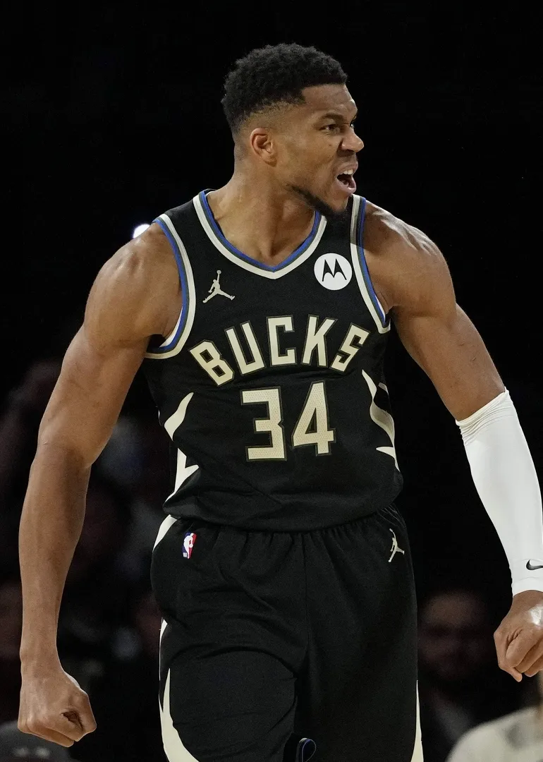 包含加拿大男篮绝地反击热火，字母哥送出助攻的词条