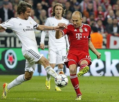 日本鏖战皇马，罗本统治全场的简单介绍